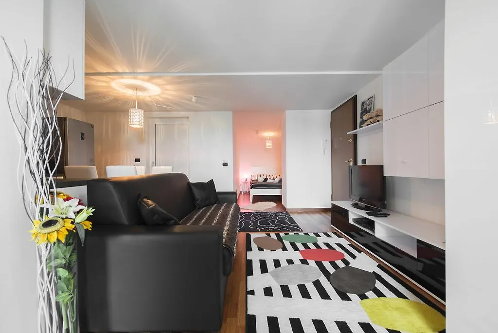 Apartmán New Luxury Attic Santa Giulia Expo Milán