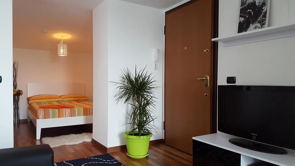 New Luxury Attic Santa Giulia Expo Apartment Milan 0*,
