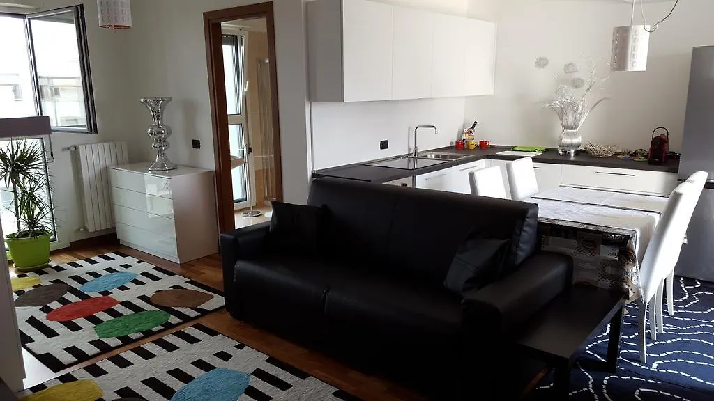 New Luxury Attic Santa Giulia Expo Apartment Milan 0*,